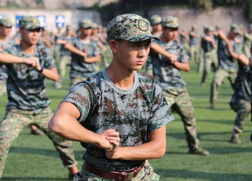 吃瓜军训跳舞本人视频下载