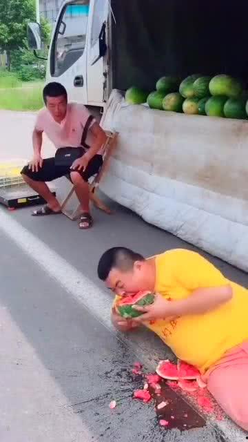 南京吃瓜小胖子是谁啊视频